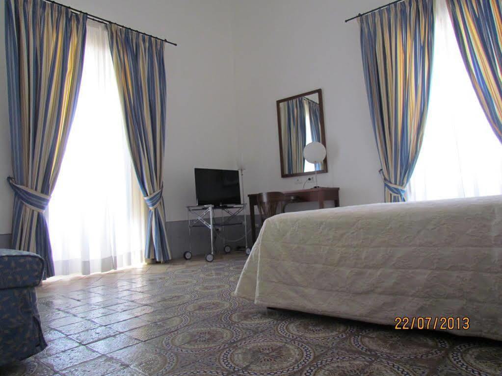 Residence Agave Lipari Bagian luar foto